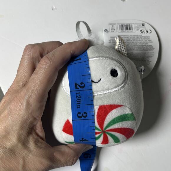 Squishmallow Nissa Yeti Peppermint Swirl 4" Plush Christmas Ornament Gray HTF - Picture 8 of 9